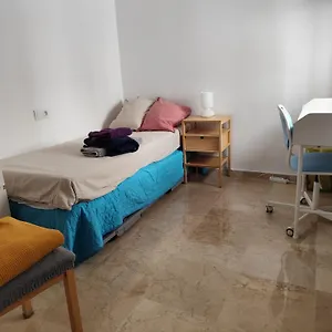  Habitación en casa particular Confortable Habitación Céntrica En Piso Privado España